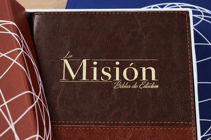 Nueva Misión Biblia de Estudios con Himnario Adventista—Cafe